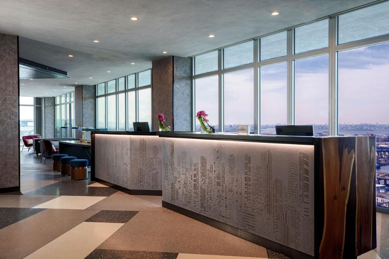 Renaissance New York Flushing Hotel At Tangram Esterno foto