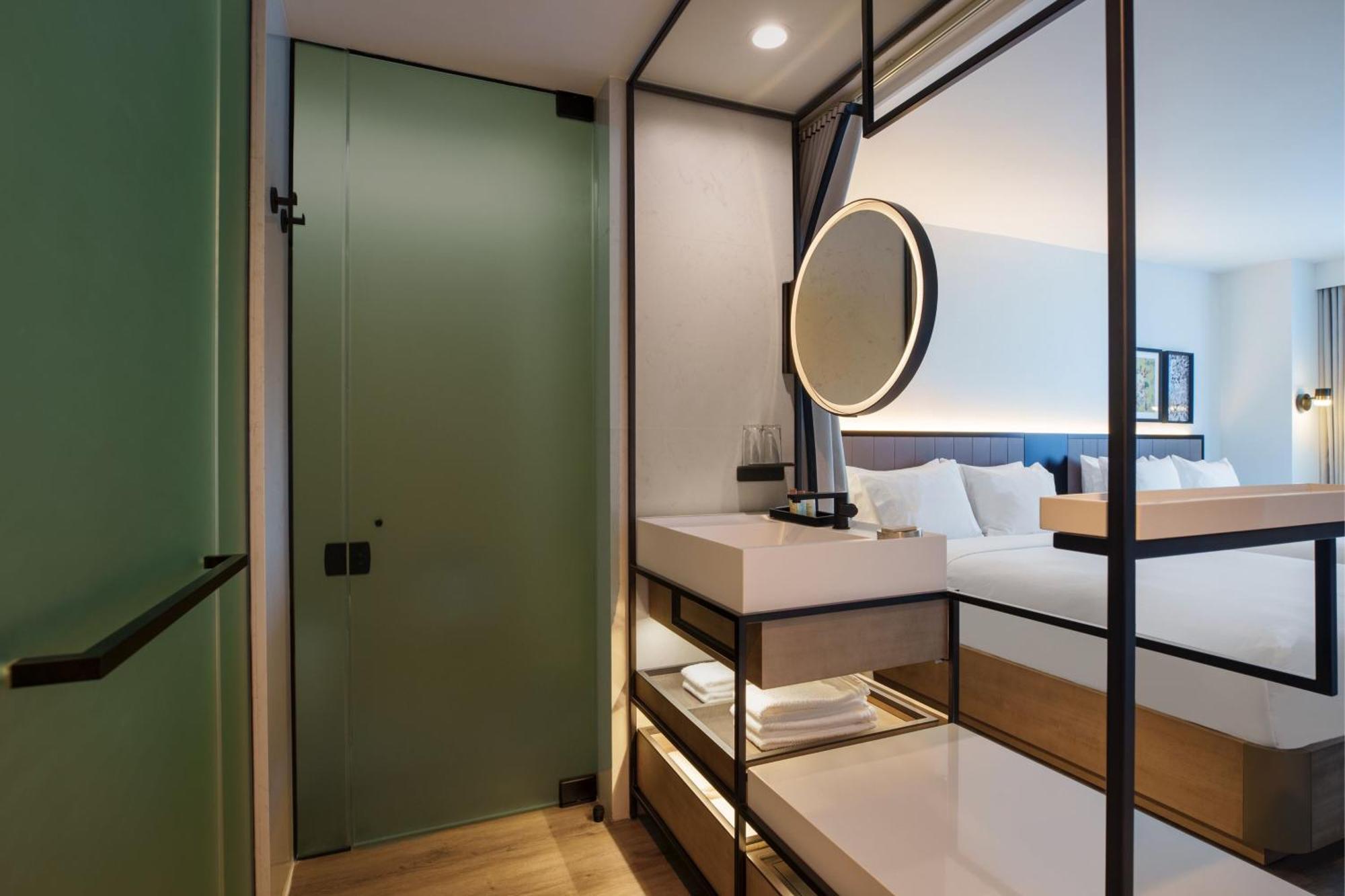 Renaissance New York Flushing Hotel At Tangram Esterno foto